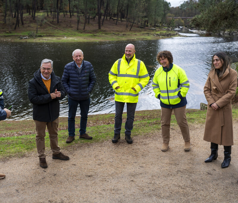 Parque remodelado, área recreativa de Cachamuiña