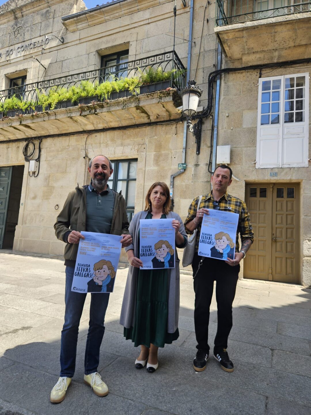 Allariz celebra as Letras Galegas con concertos na rúa e teatro para a cativada.