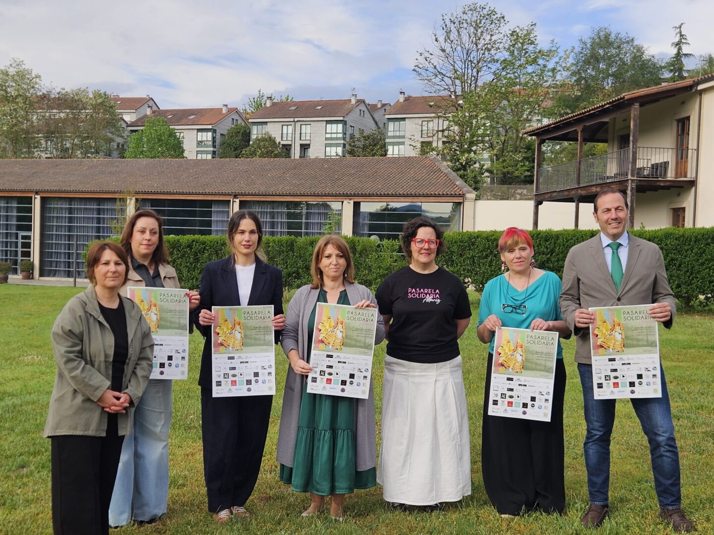 O Concello de Allariz colabora un ano máis coa III Pasarela Solidaria a favor da AECC para impulsar a loita contra o cancro