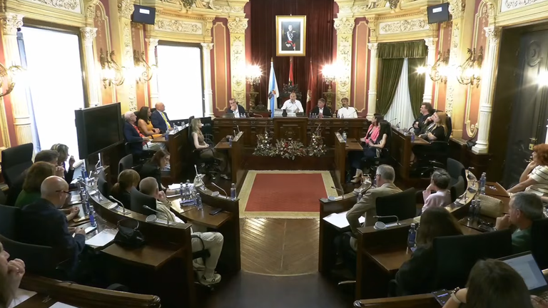 A oposición rexeita a cuestión de confianza vinculada aos orzamentos formulada polo alcalde
