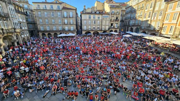 O Concello recibirá mañá martes á Unión Deportiva Ourense na Praza Maior para celebrar o histórico ascenso á Primeira Federación