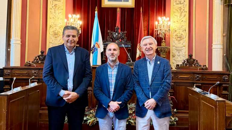O alcalde recibe a Asociación Internacional para a Cooperación e o Desenvolvemento Turísticos